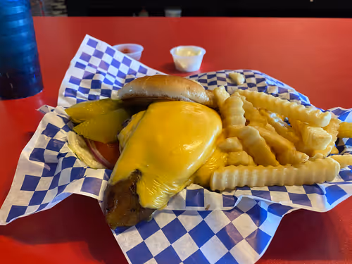 Item #11546476274984408856392726811065404241647986926725783631550101364228954783745 Media