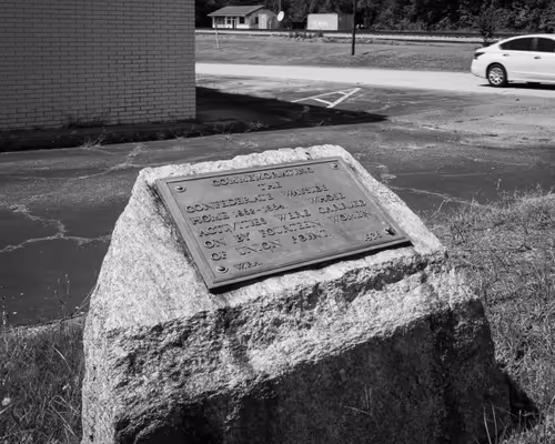 Item #10691109686083431502166818963425883962656955232587770388242978782262268526593 Media