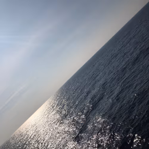 Item #109951947655166680356640868088104383985125008798012887893328783806177199783937 Media