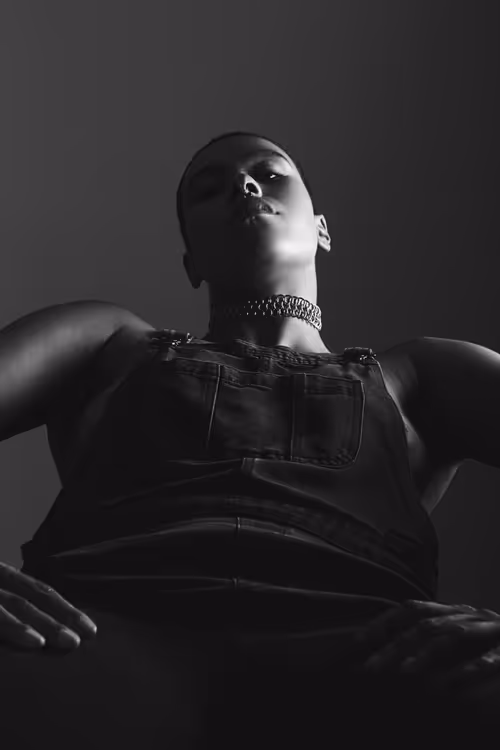 Item #54633628777457058039979045655864865072314601931694367880395140106196675985409 Media