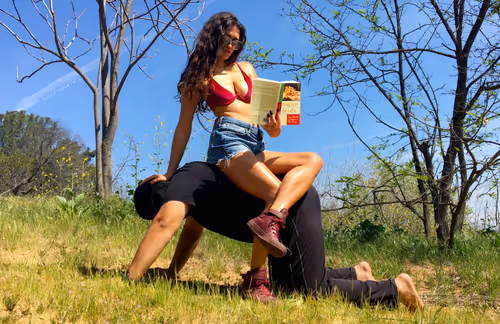 Item #80729428974497764487435457200487990603675699294864352169104433878370002927617 Media