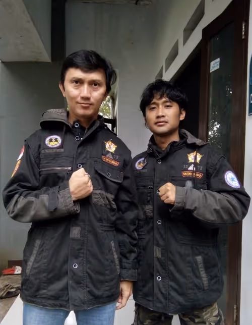 Item #62326244440448425313544494807312225309438325371884158941634116584210985648129 Media