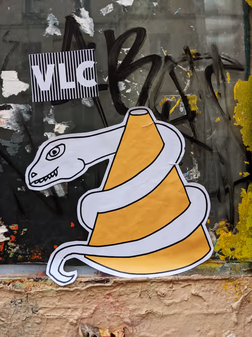 Item #74514486366930999863183303937488495413909095535195909856011804925989635489793 Media