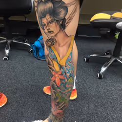 tatted up bengy on the groove