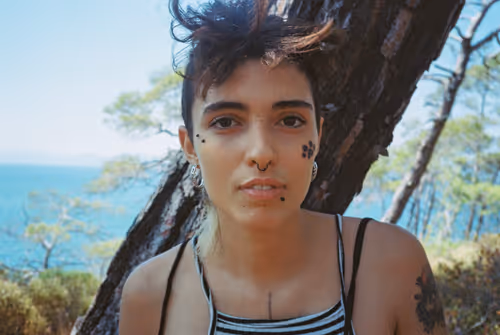 Item #108114342104392653736314500859474189257367411327069604905681252950138503036929 Media