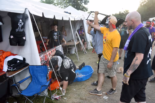 Item #44342675961109375462989417905387760220249458384552523538214946726086327664641 Media