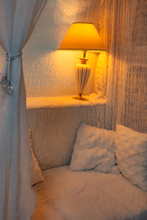 Item #85609240710973135230976347674677612252797211921103835166901622380763547697157 Media