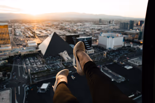 Item #44833295580043660565538524097004029414864051382661630682434875040506671267841 Media