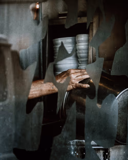 Item #55440886487937580274167437341387519678257013986126543852077000309643711348737 Media