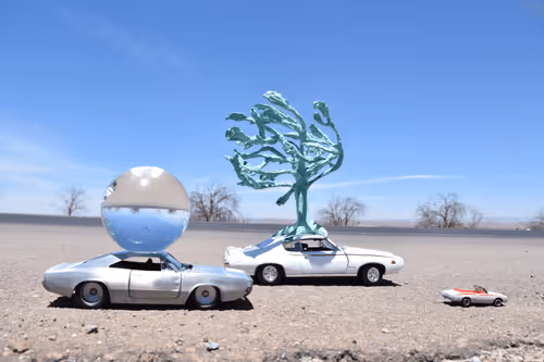 Item #4037616324694542329304373022523620429974010052352305134780993874770964512769 Media