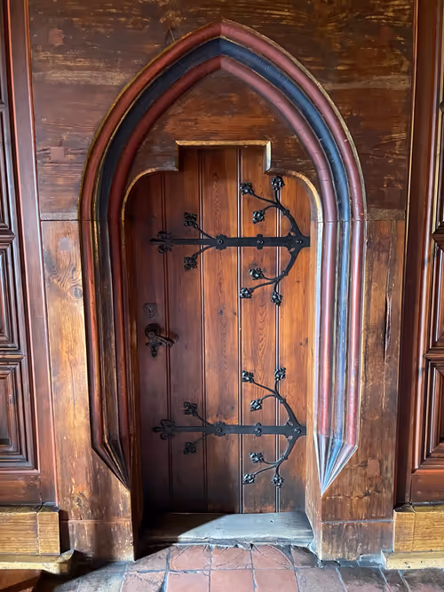 Item #25521092131356807730972205969166247316644464147603329584197842279367173996545 Media