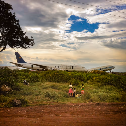 Item #5606426941725502535038272761259107725542531596447892324367451160631364812801 Media