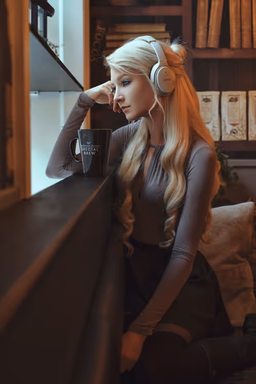 Item #83025205207783839798165937954288756946951923074111276492869062068609317076993 Media