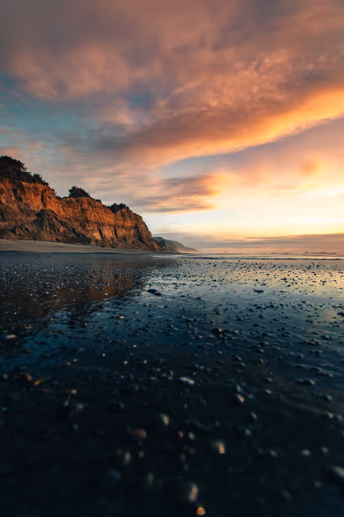 Item #28249669150142615207579555762608265536132247185199409993543532432177506549761 Media