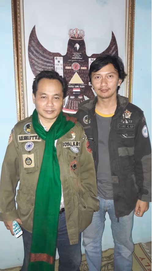 Item #62326244440448425313544494807312225309438325371884158941634116583111474020353 Media