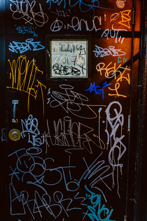 Item #26496075620781707602062900041822142517414676884450269992691667298990707179521 Media