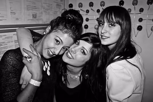 Item #40449787652065743018640773044495240111019622512701765753694832492578930163713 Media