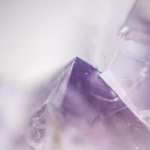 Amethyst gem #24 Sharp