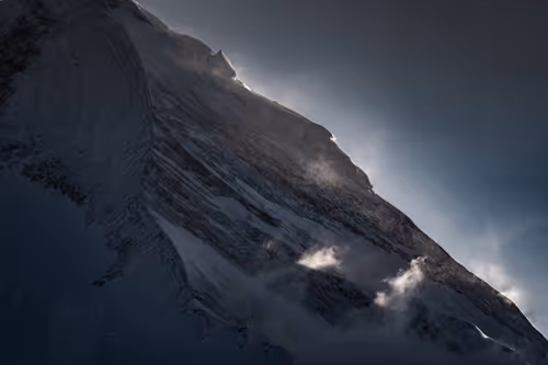 Item #55403408665547609189092792610750107765895786822855229620827418911875971153921 Media