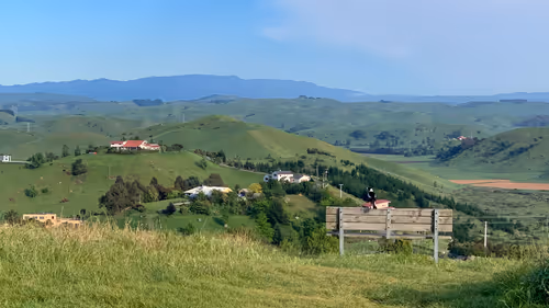 Item #100151078309057675366159992497543003968848618159963270405575559591029372878849 Media