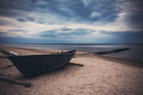 Item #13151210372732262463556132975855855922298140360487830458792441711627367088129 Media