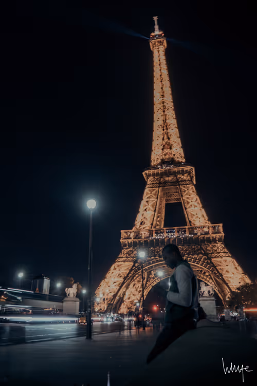 Item #74875889141145645292753782198545527001710615385351102791311981744020850212865 Media