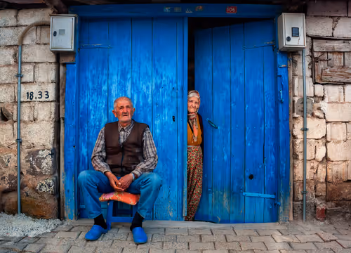 Item #21360135595636761708002264298030741123237362591555506440031731759275644551169 Media