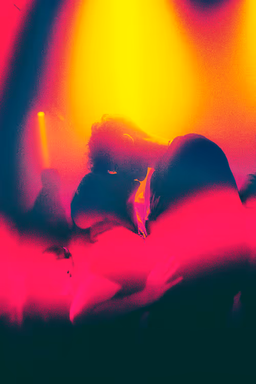 Item #66441873994140045921999615283650104973925355742064477402839904777519910354945 Media