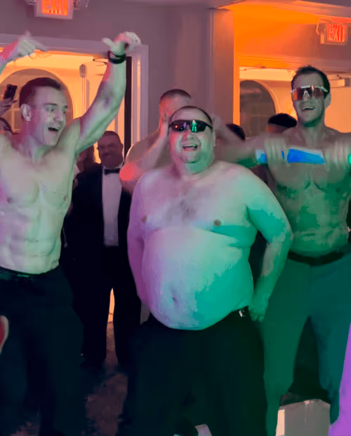 Item #22262503471414009333038349258605908018901787458760328442602545733226817650689 Media