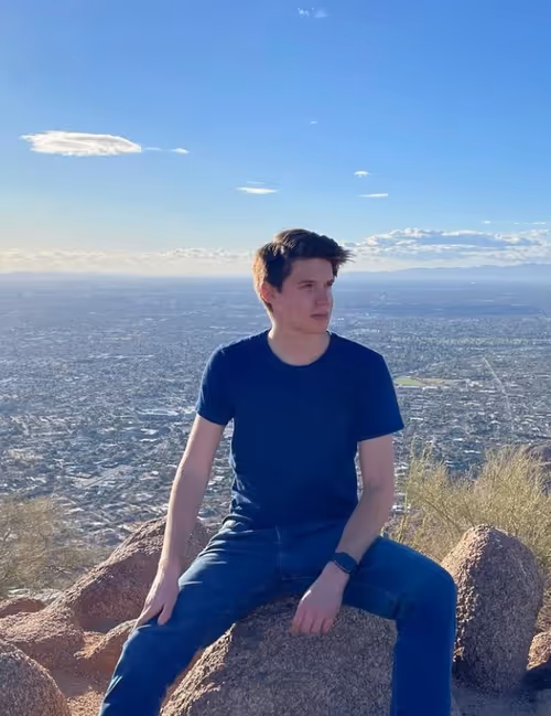 Item #45367456819586724636890222967674640917934041916328994990203678584474404126721 Media