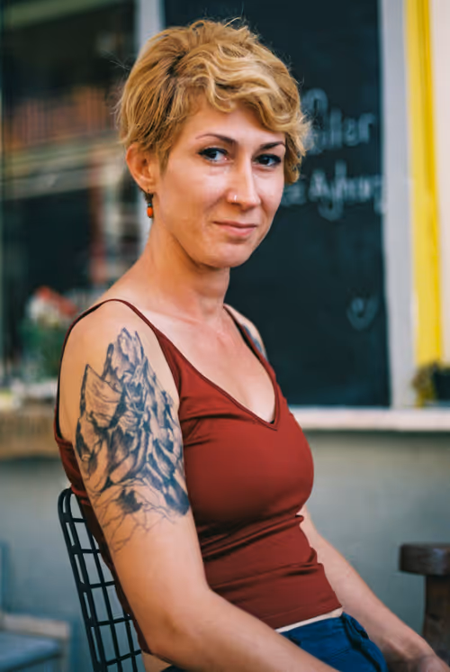 Item #108114342104392653736314500859474189257367411327069604905681252905058526298113 Media