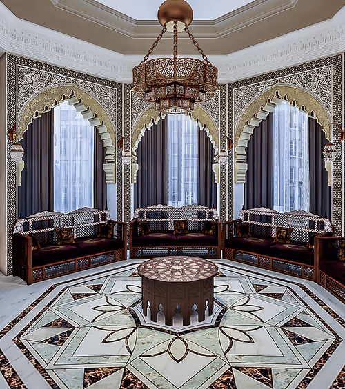 Item #31641111367979212130359830691046320199310679670663292210965031585908512522241 Media