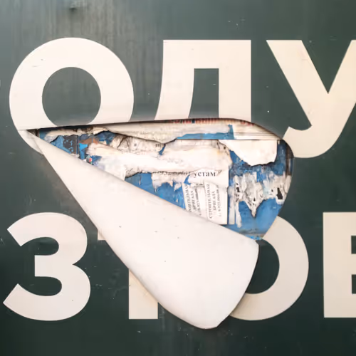 Item #46958899024090373232398737463413705293185688555081041498722300416580875452417 Media