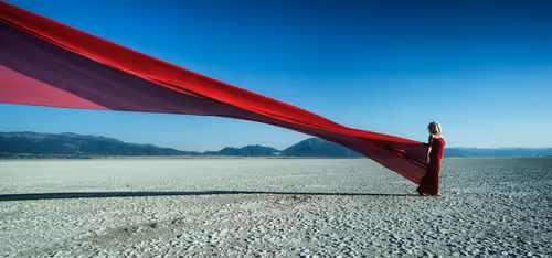 Item #78738558394879565749295301770975625214035895041037527328958806102037061697537 Media