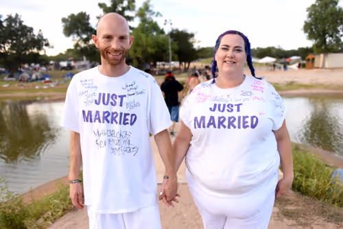 Item #44342675961109375462989417905387760220249458384552523538214946764569234636801 Media