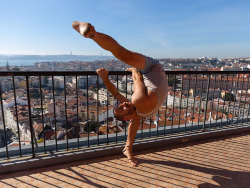 Item #94745967520971096604057728122660795152210802931068623242205408419380845346817 Media