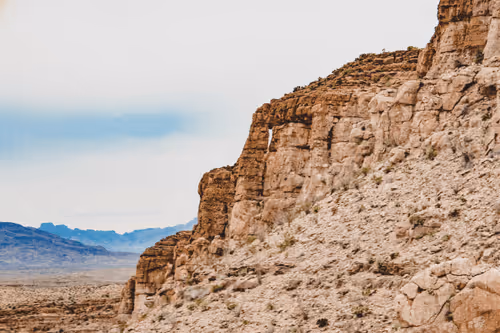 Item #42956466618878321387532578261577756492161920653755194423256676459326006624257 Media