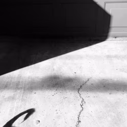 Item #56431751608181922231259635946092067407977788553703326303680802275566362296321 Media