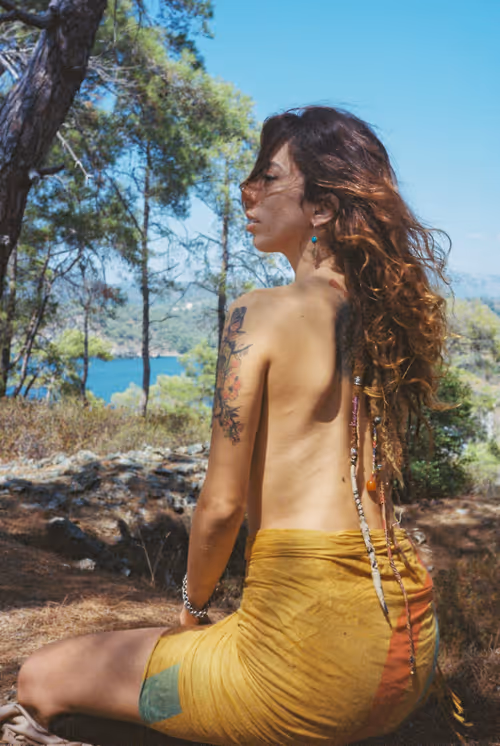 Item #108114342104392653736314500859474189257367411327069604905681252952337526292481 Media