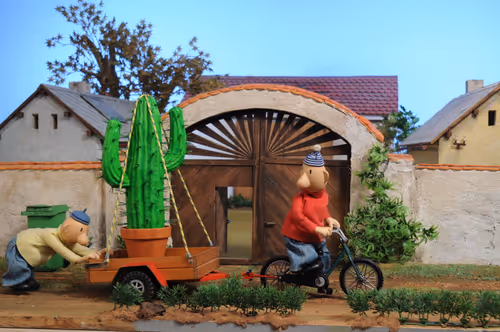 Item #67884684580000074327346298875518453173974318045294492727166386556372974043137 Media