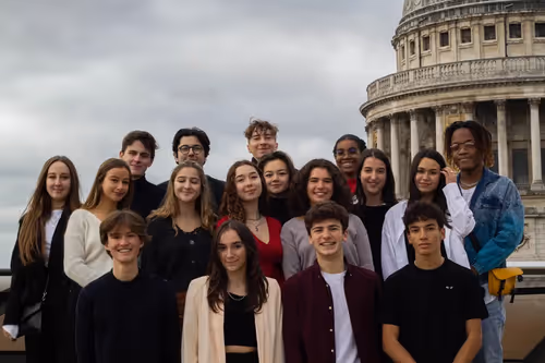 Item #35643411098576877305057509121838093014142283430323492401104929201823439388682 Media