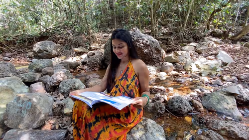 Item #20945846609066234406057793777704934435369282215282251452100139180654506016769 Media