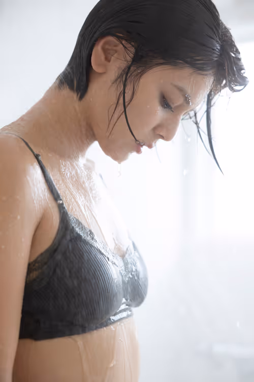 Item #11653637719577173635679198101856905458295892489464123463971810029360350494721 Media