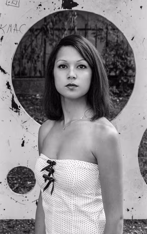 Item #78779691148455323171886345631012233382671645347484645066239978822356600619009 Media