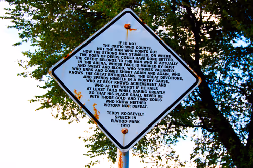 Item #72956552371939263149680114795764900729888036276229086091707581190017933901825 Media