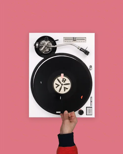 Item #59419360684416734486908059768605667177815651271378515511533460072137528180737 Media