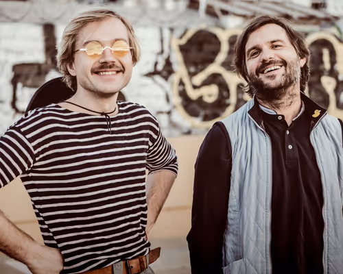 Item #1418953949861406282787444517680392264984156417898177528661934955321314246657 Media