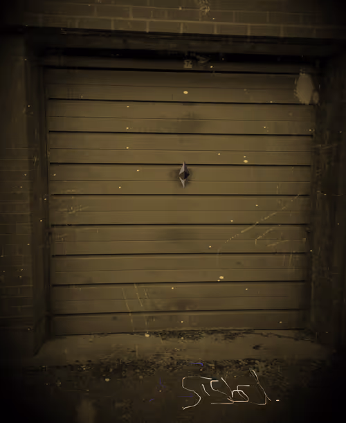 Item #92473672745386817866561983100228813771226128330771224156826467659473164959745 Media