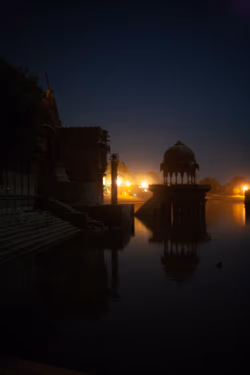 Item #36486330599558234192948007262260679931493432277950452627377023206918539182081 Media