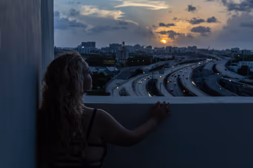 Item #19684374529110288056520570276703370007863893692966726326193838171269976031233 Media